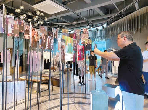 杭州工業(yè)旅游新玩法 走進(jìn)顛覆想象的智能工廠車間